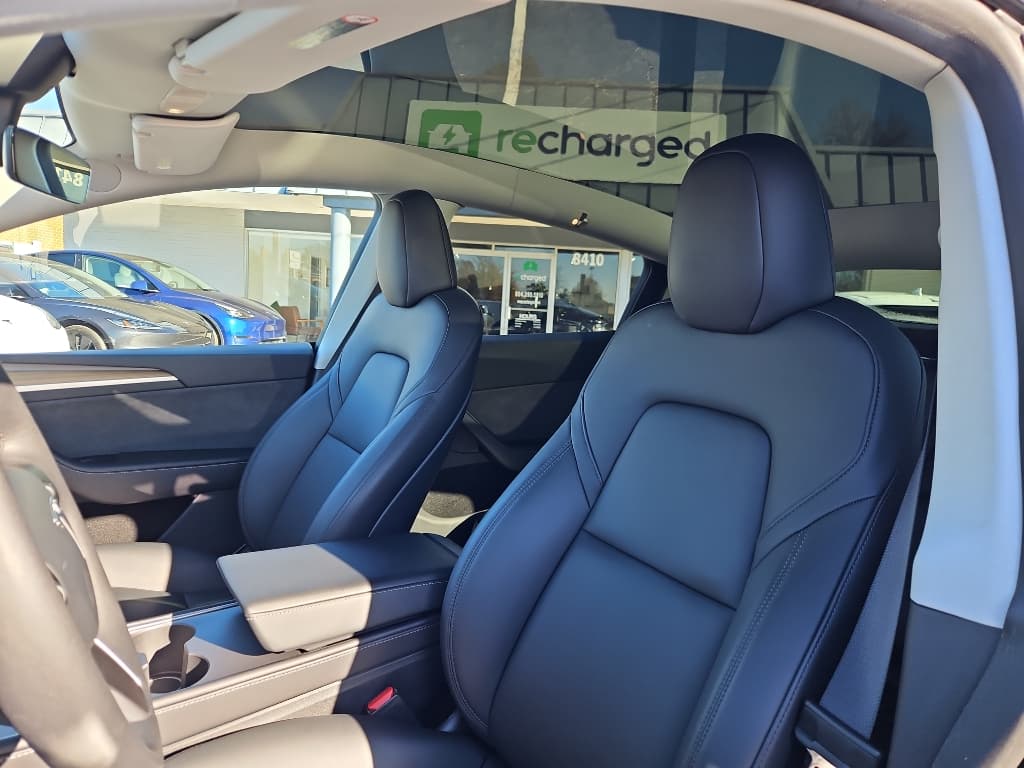 2025 Tesla Model Y view 22