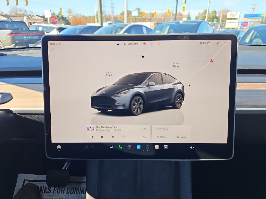 2025 Tesla Model Y view 9
