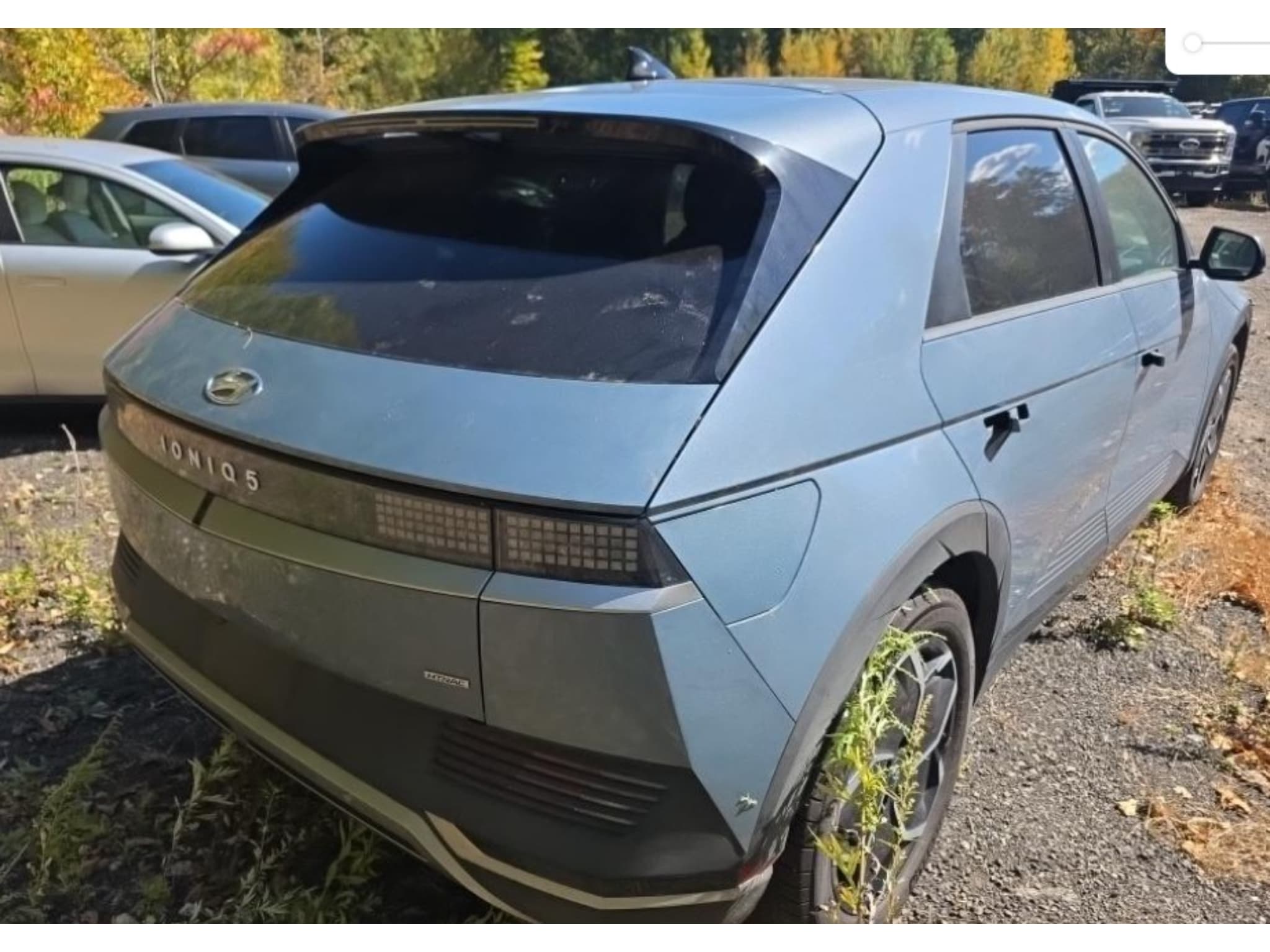 2024 Hyundai IONIQ 5 view 3