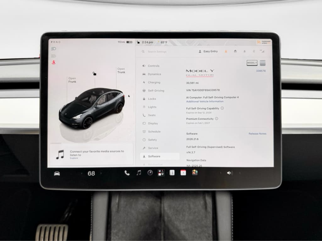 2025 Tesla Model Y view 11