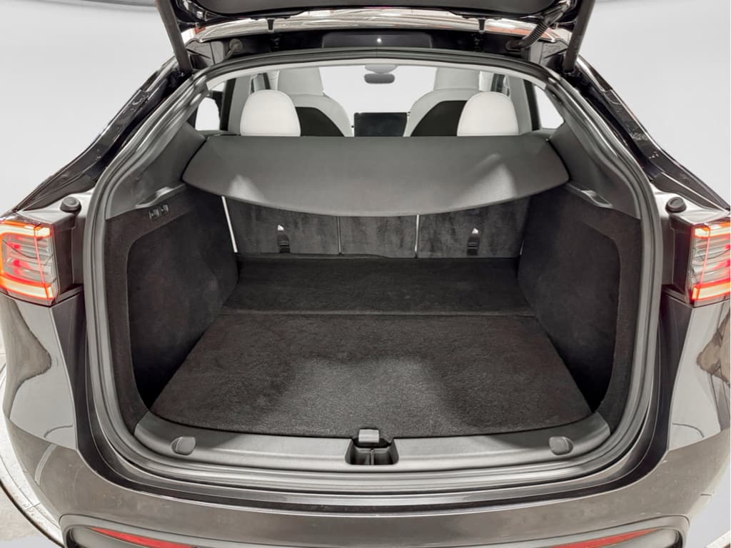 2025 Tesla Model Y view 26