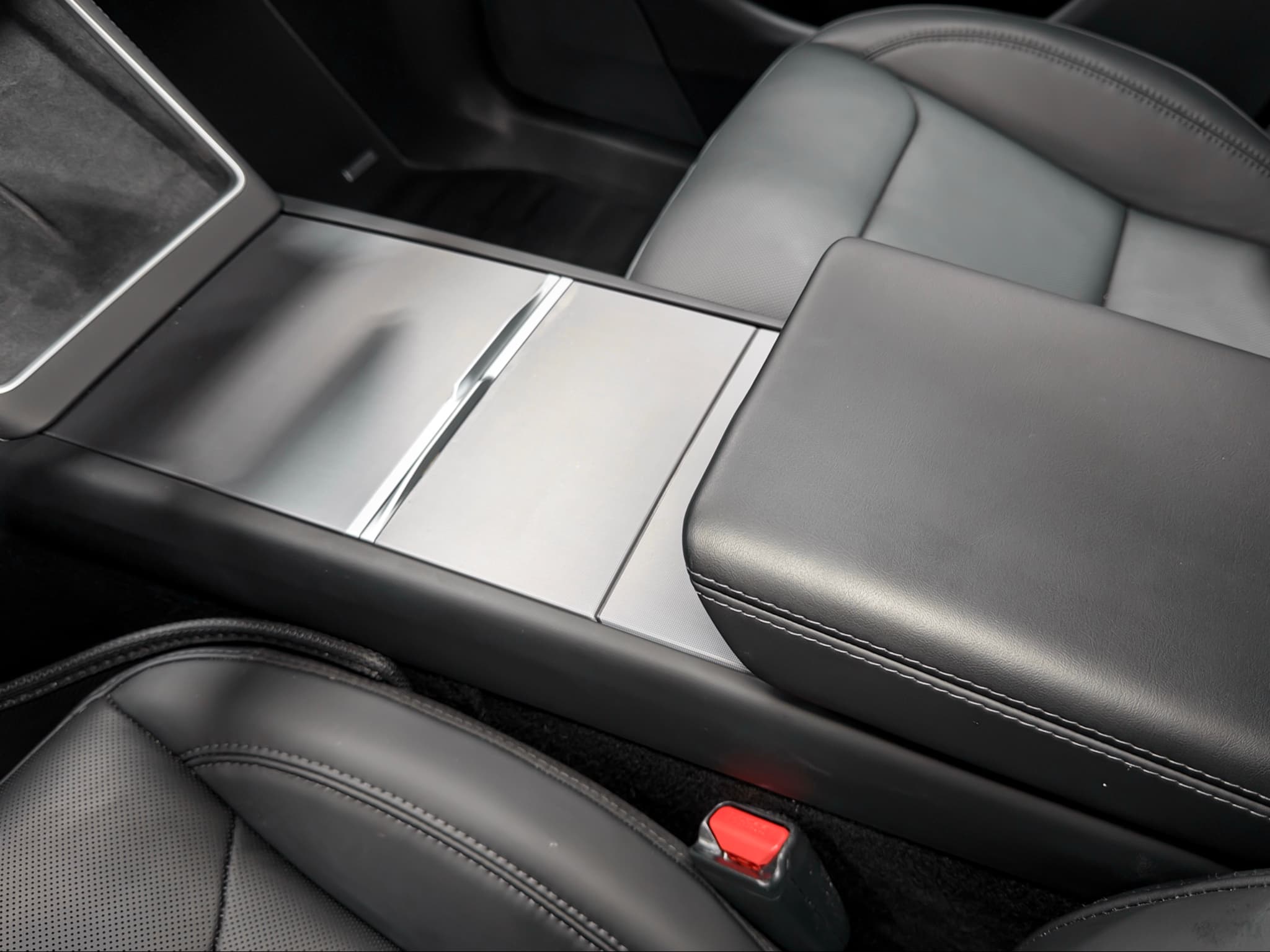 2026 Tesla Model Y view 17