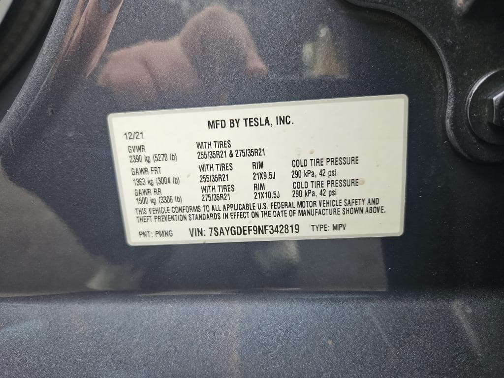 2022 Tesla Model Y view 21