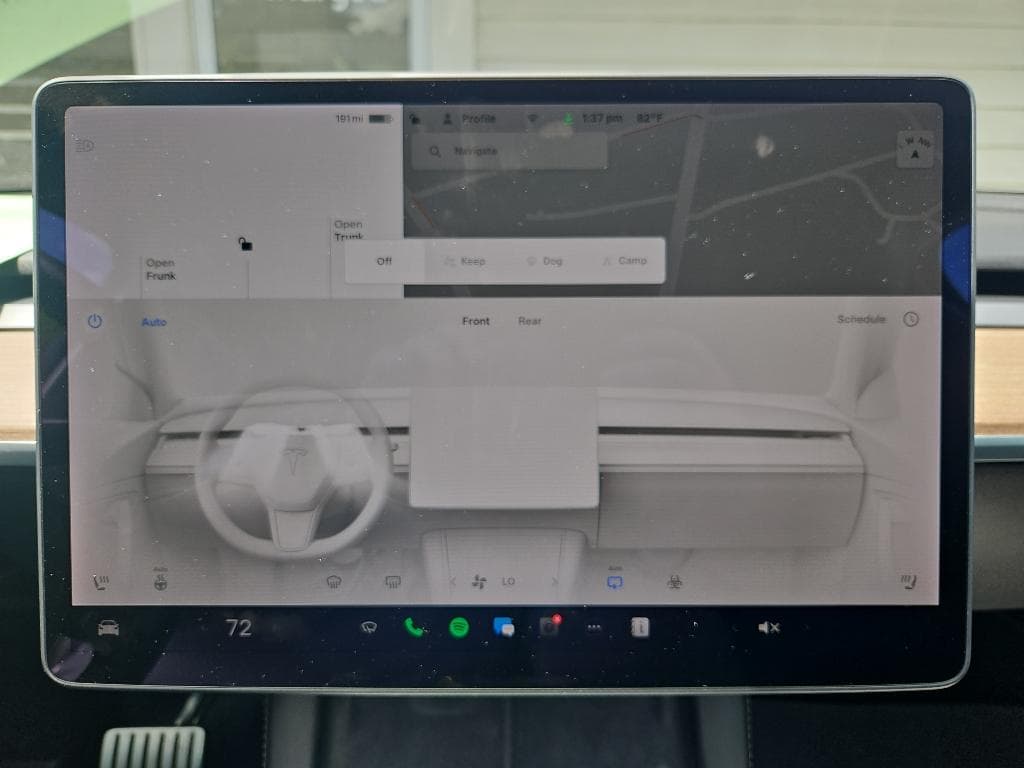 2022 Tesla Model Y view 10