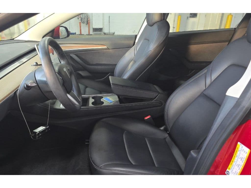 2022 Tesla Model 3 view 5