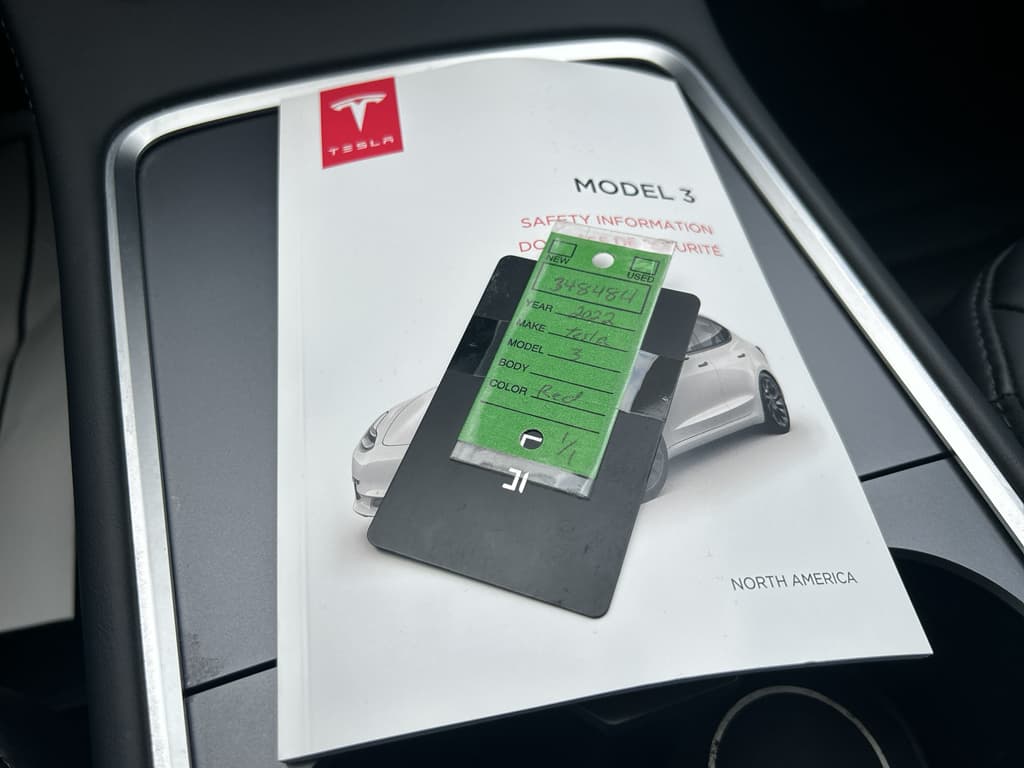 2022 Tesla Model 3 view 16