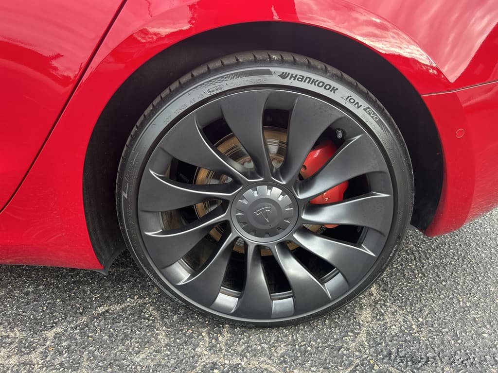2022 Tesla Model 3 view 25