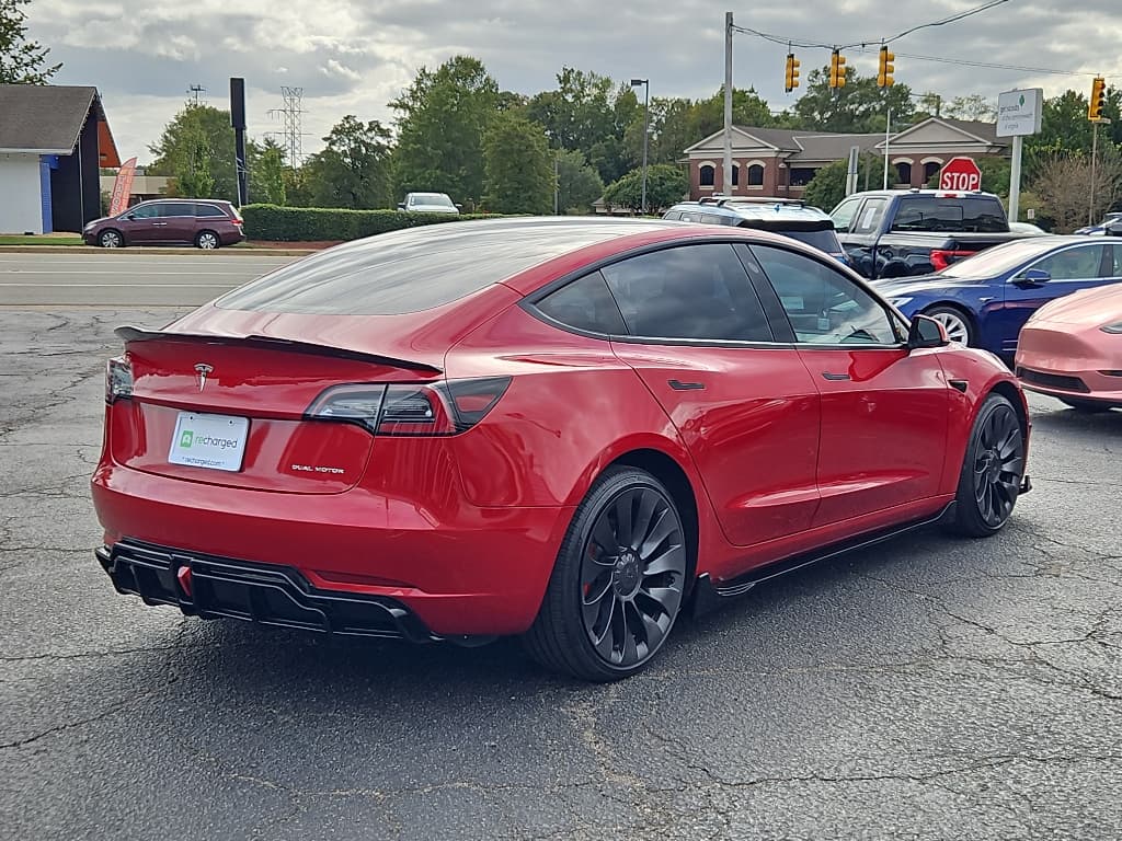 2022 Tesla Model 3 view 3