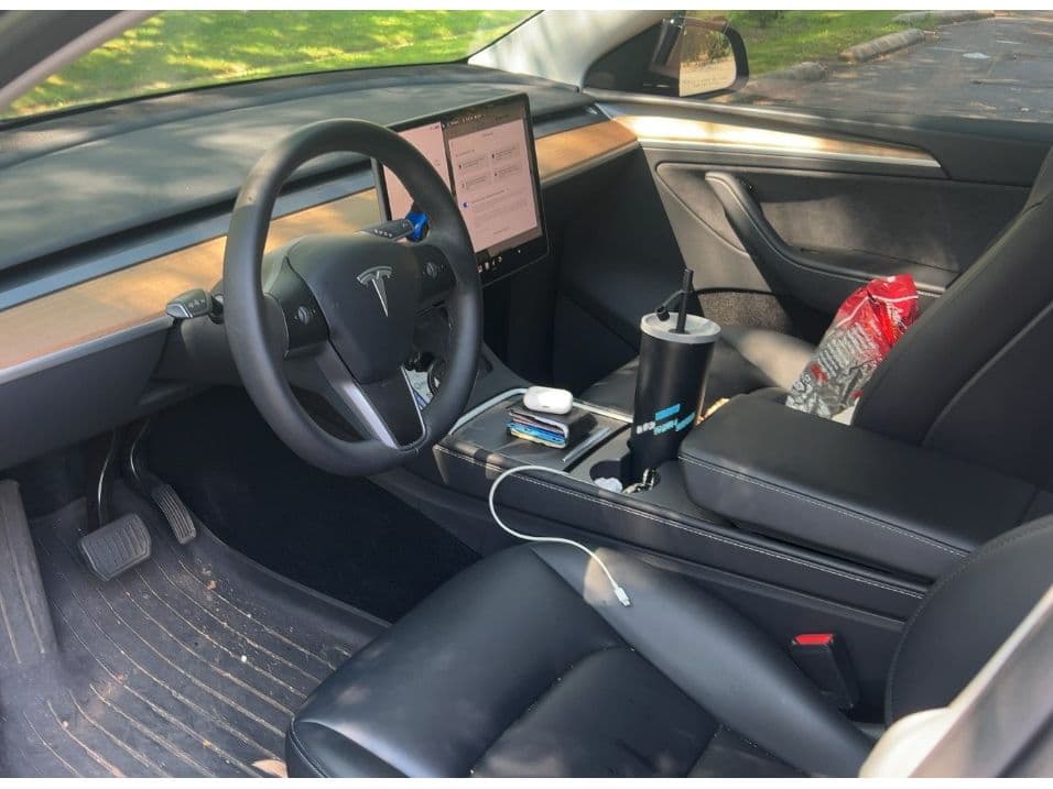 2025 Tesla Model Y view 5