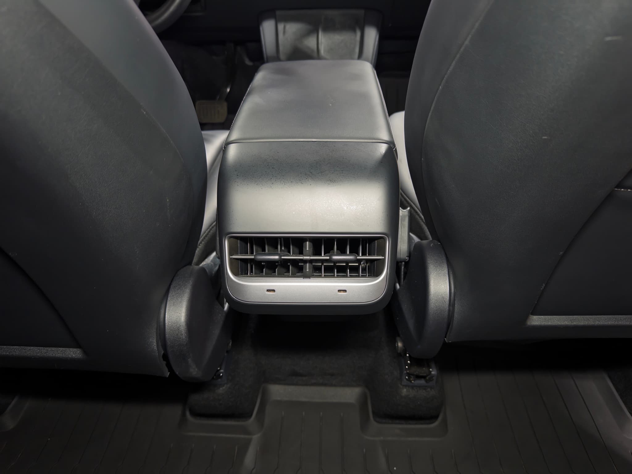 2025 Tesla Model Y view 19