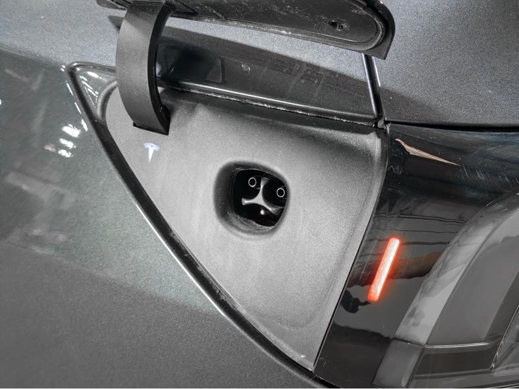 2026 Tesla Model Y view 5