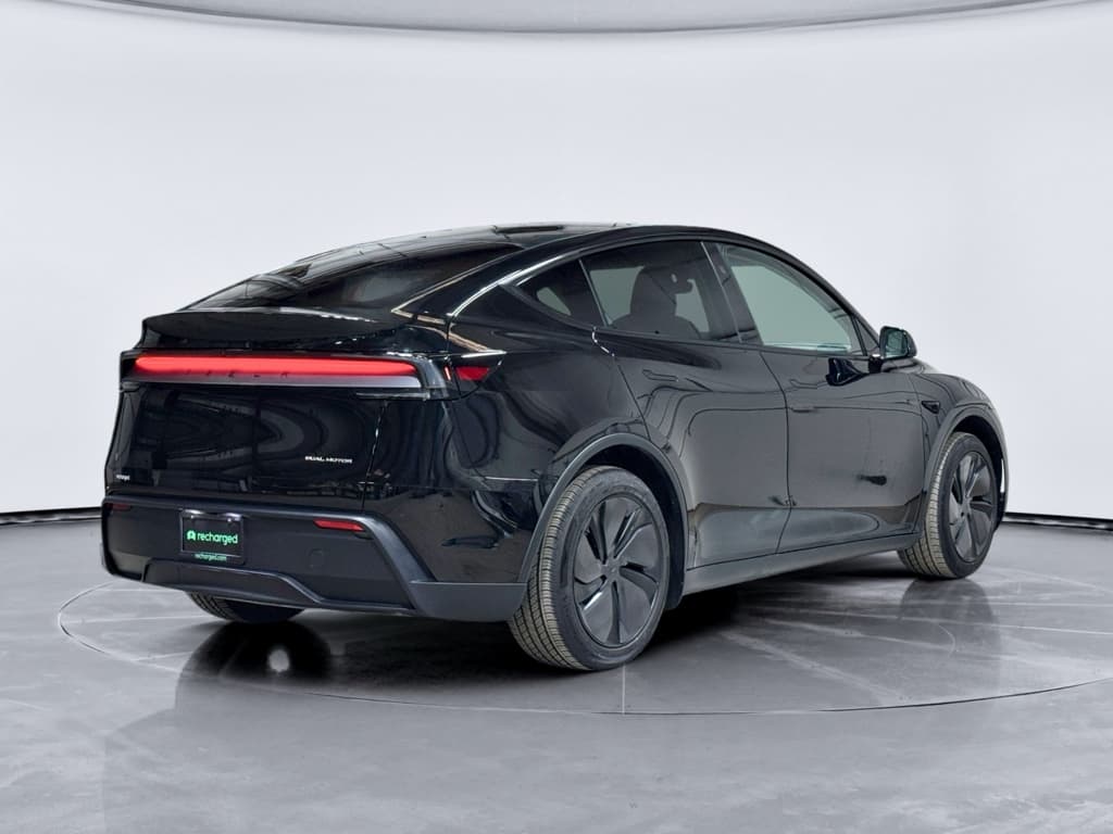 2026 Tesla Model Y view 3