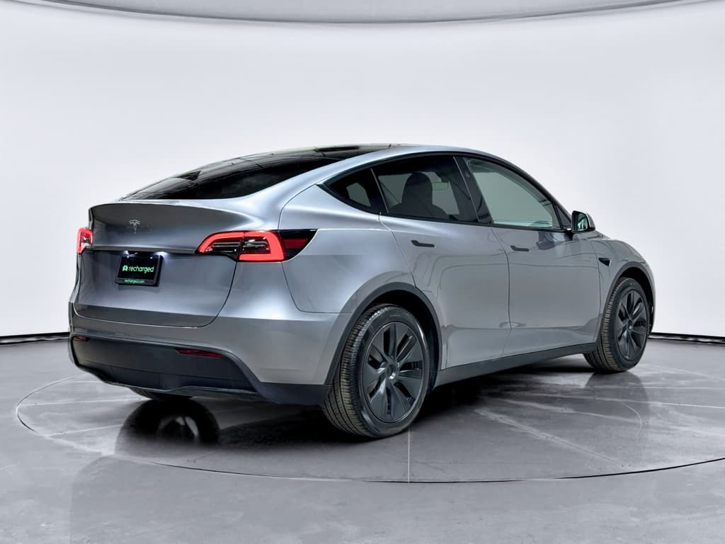 2025 Tesla Model Y view 3