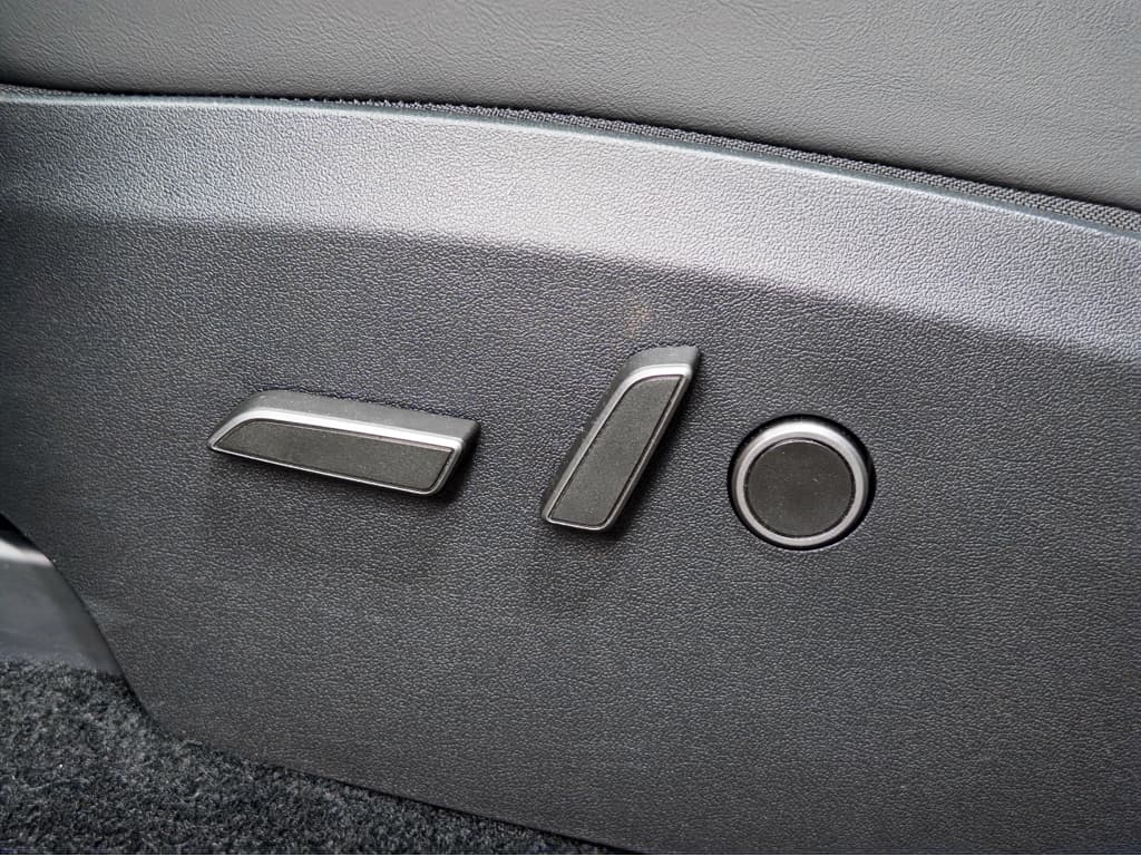 2025 Tesla Model Y view 6