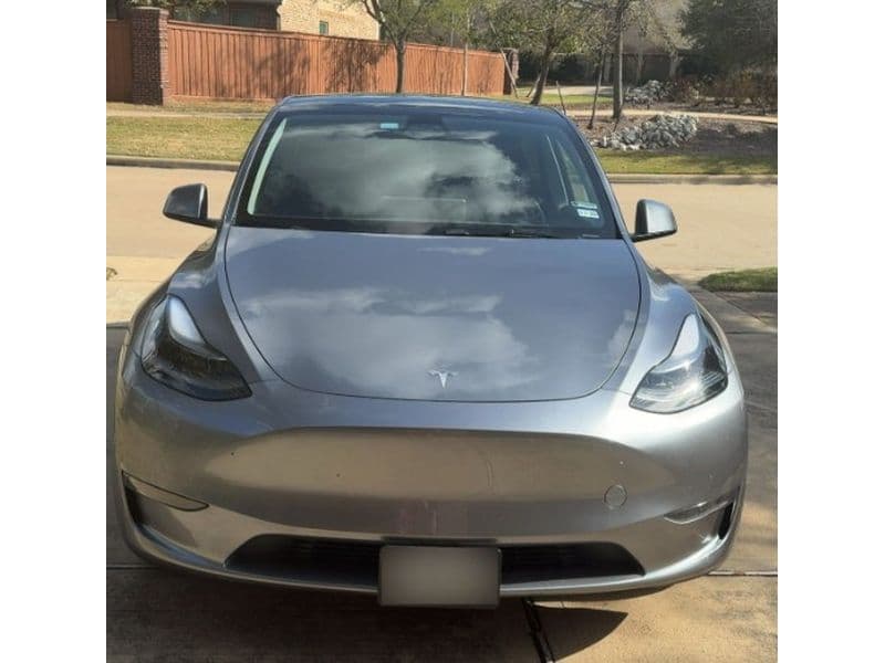 2025 Tesla Model Y view 3