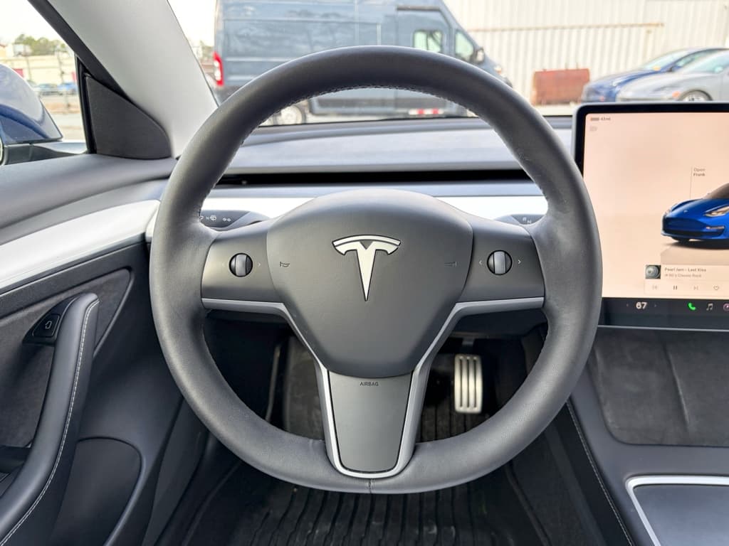 2022 Tesla Model 3 view 8