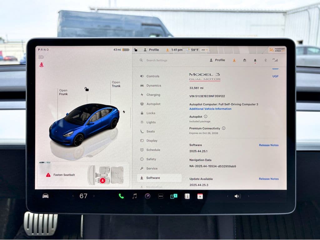 2022 Tesla Model 3 view 10