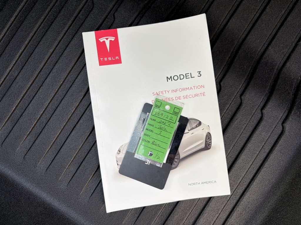 2022 Tesla Model 3 view 21