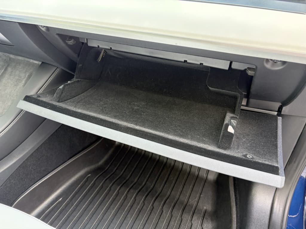 2022 Tesla Model 3 view 18