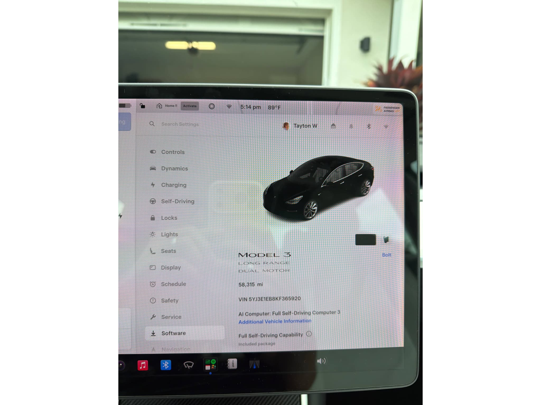 2019 Tesla Model 3 view 10