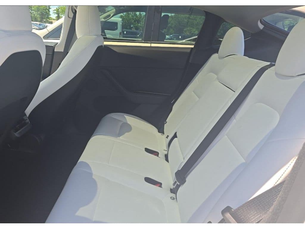 2025 Tesla Model Y view 6