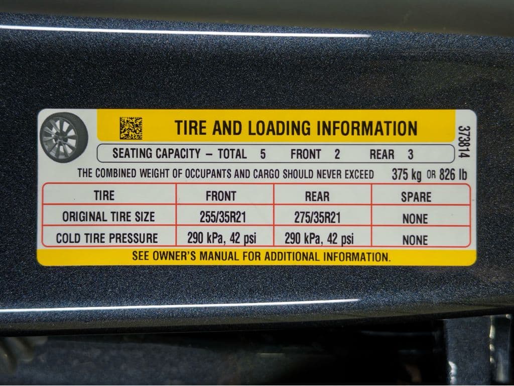 2025 Tesla Model Y view 29