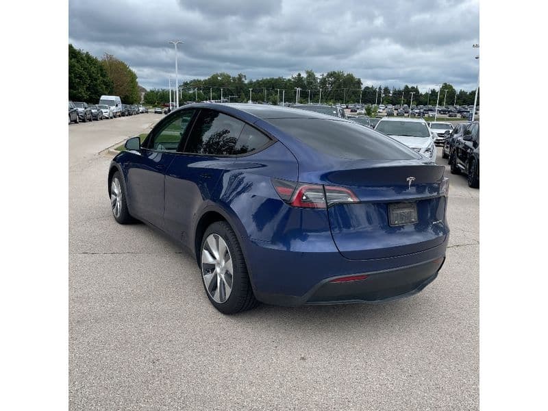 2022 Tesla Model Y view 3
