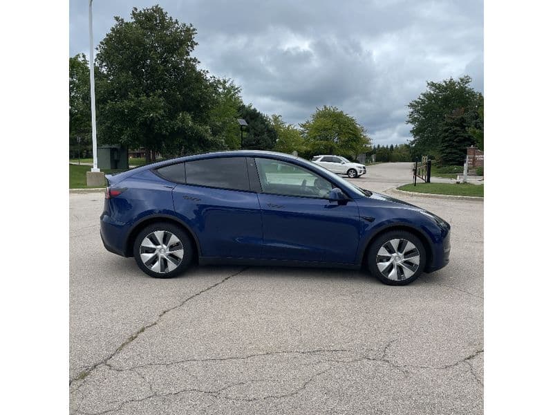 2022 Tesla Model Y view 6