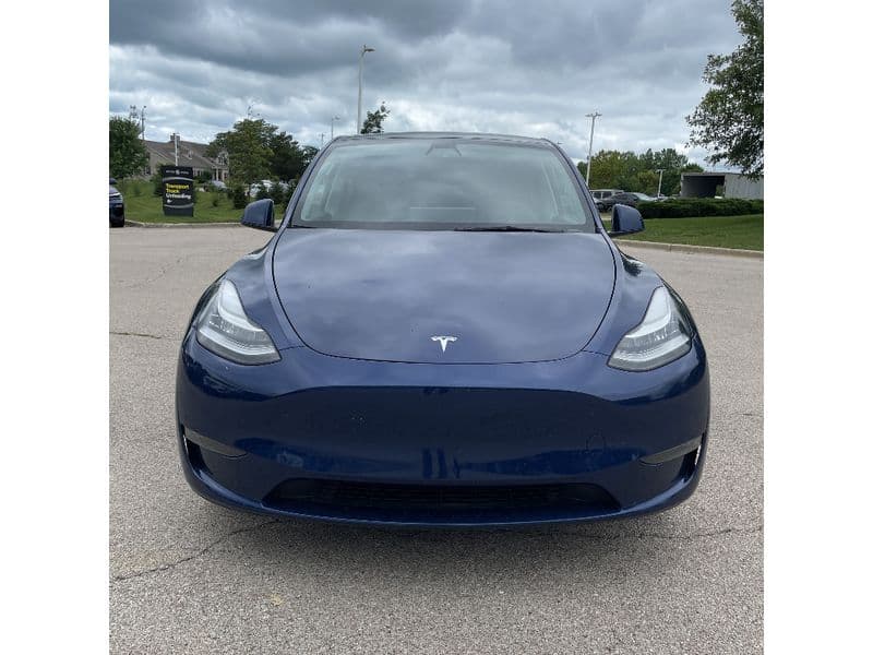2022 Tesla Model Y view 8