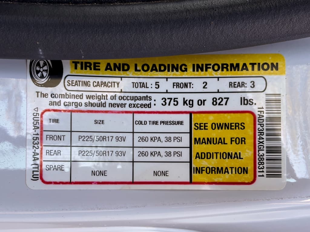 2016 Ford Focus view 28