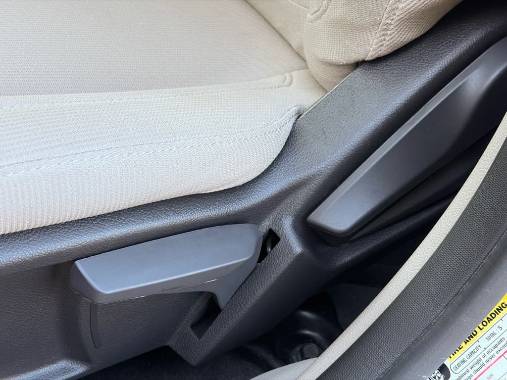 2016 Ford Focus view 6