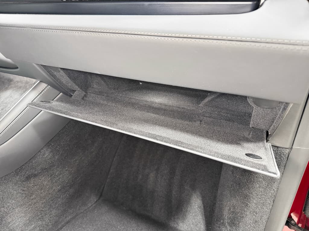 2026 Tesla Model Y view 18