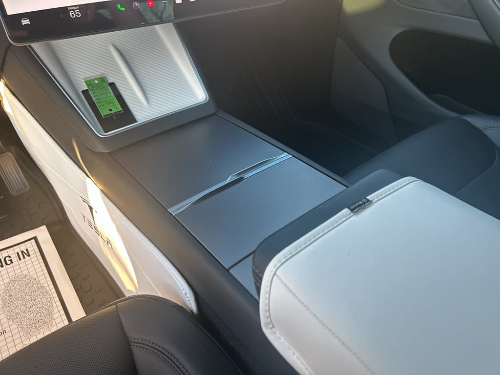 2026 Tesla Model Y view 16