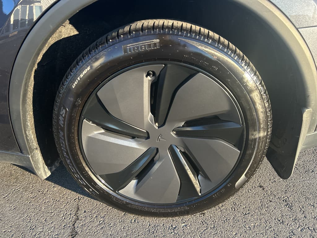 2026 Tesla Model Y view 27