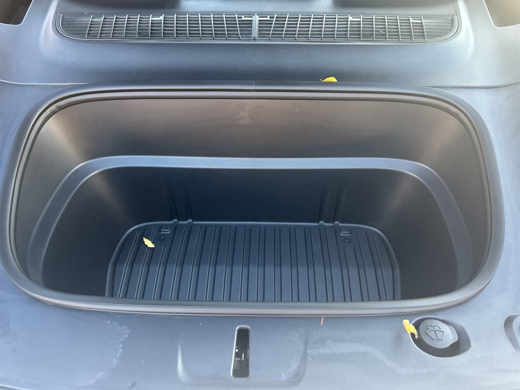 2026 Tesla Model Y view 21