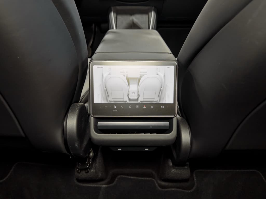 2026 Tesla Model Y view 20