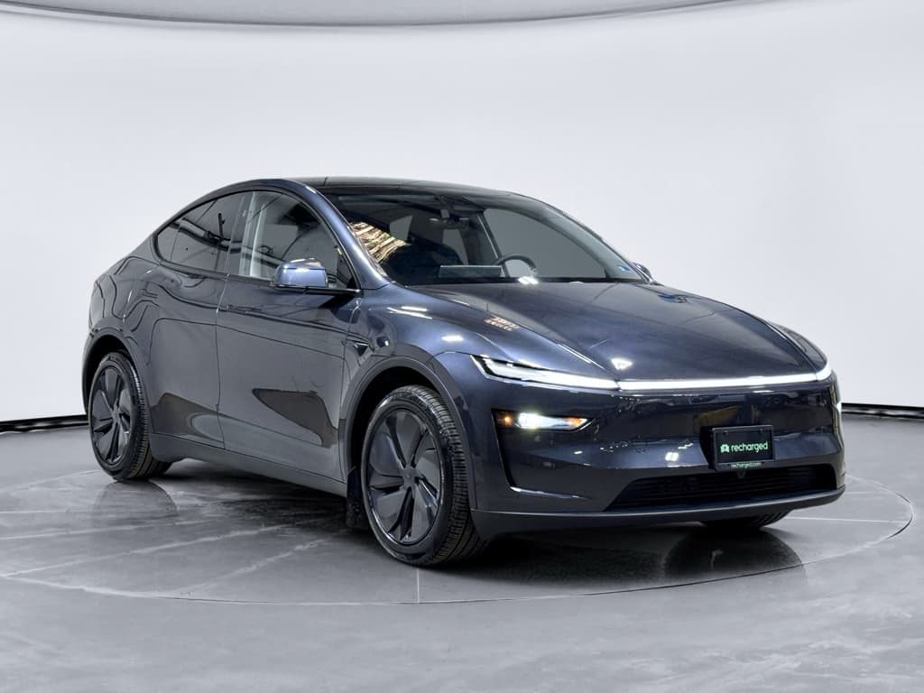 2026 Tesla Model Y view 4