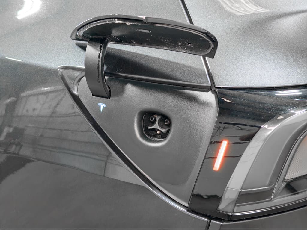 2026 Tesla Model Y view 5