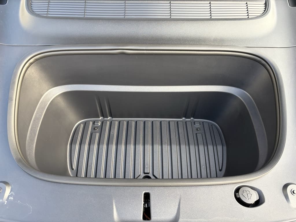 2026 Tesla Model Y view 27