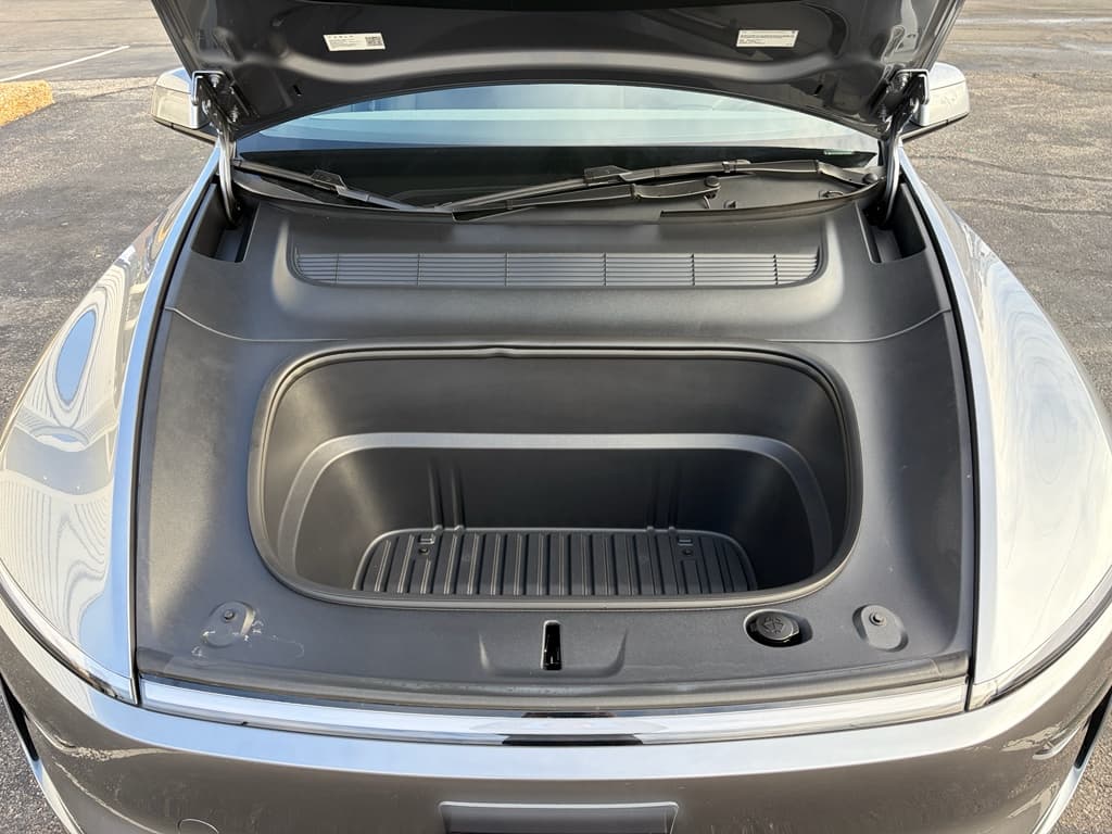 2026 Tesla Model Y view 26