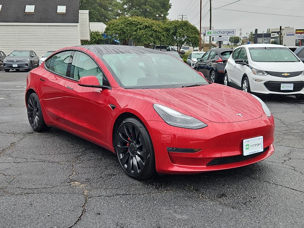 2023 Tesla Model 3 view 4