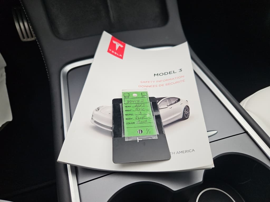 2023 Tesla Model 3 view 19