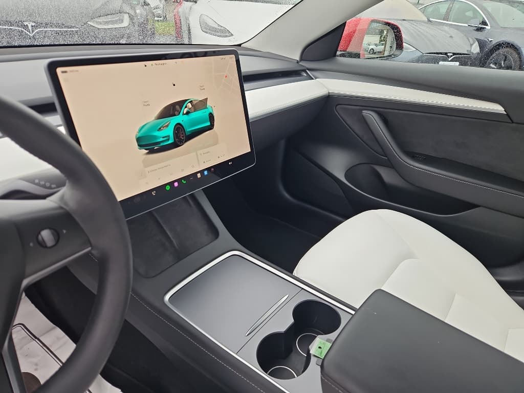 2023 Tesla Model 3 view 17