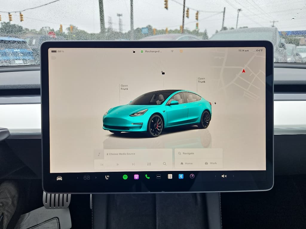 2023 Tesla Model 3 view 10