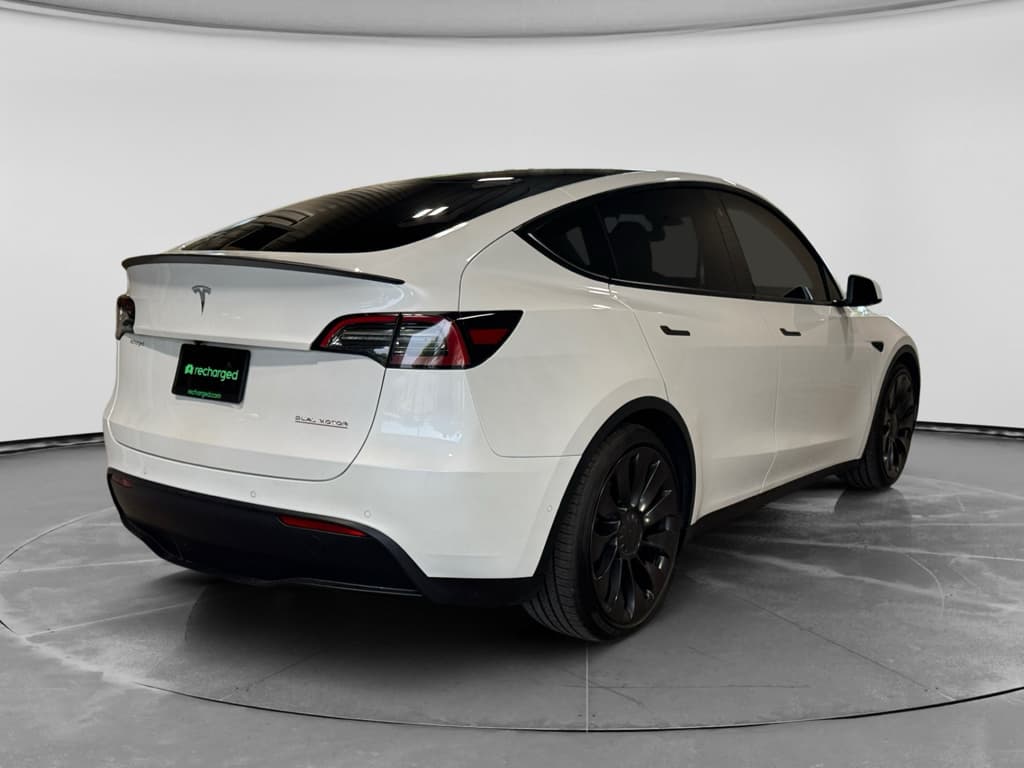 2022 Tesla Model Y view 3