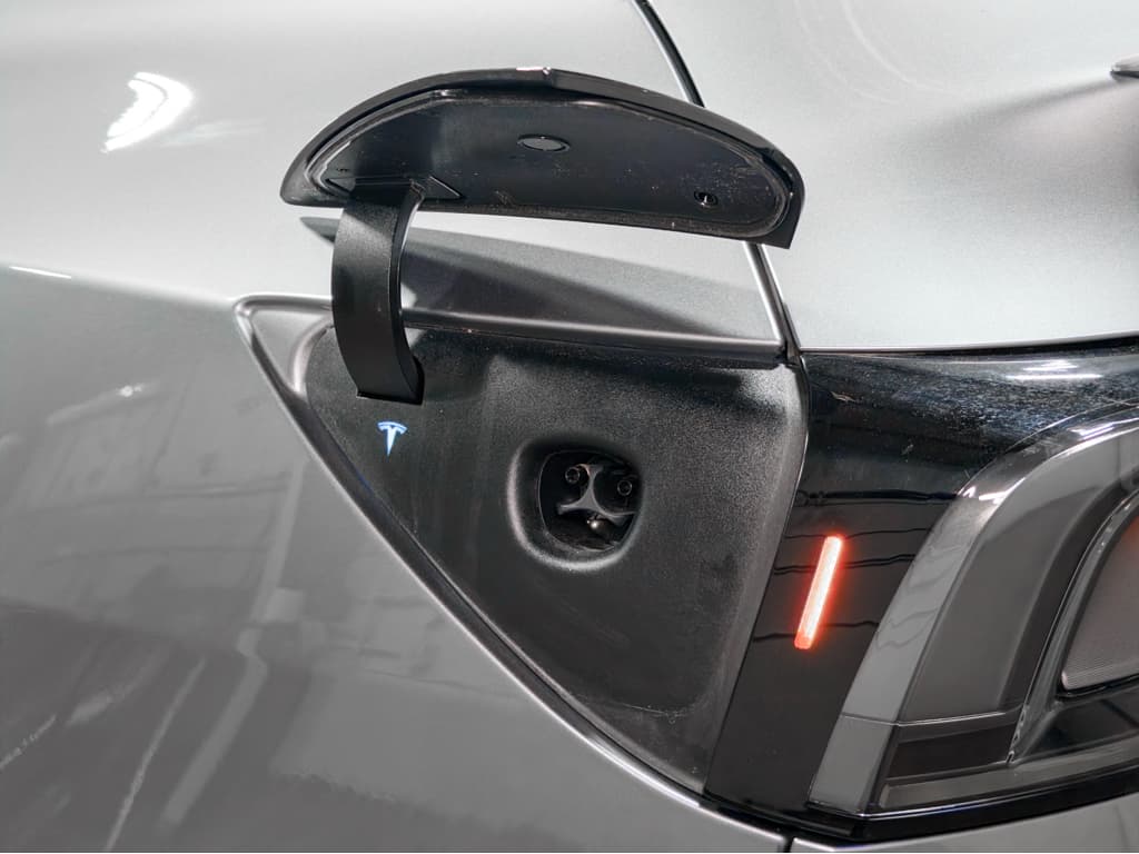 2026 Tesla Model Y view 5