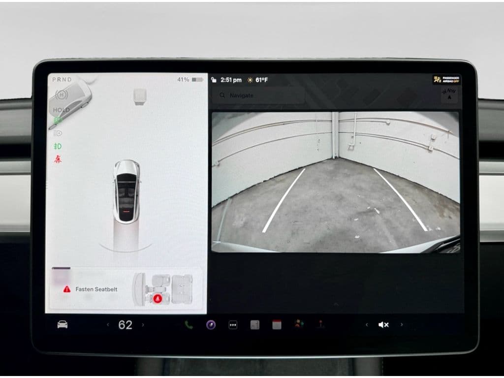 2022 Tesla Model Y view 15
