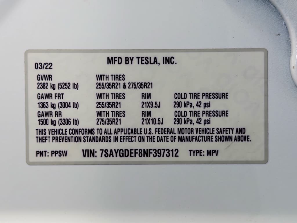 2022 Tesla Model Y view 29