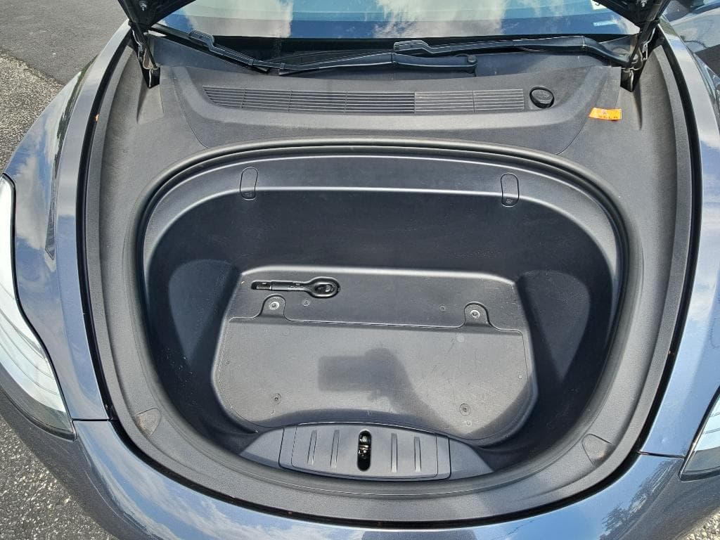 2019 Tesla Model 3 view 21