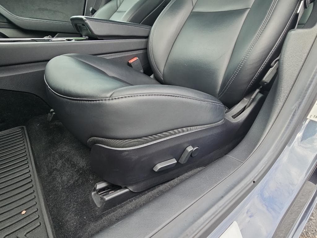 2019 Tesla Model 3 view 6